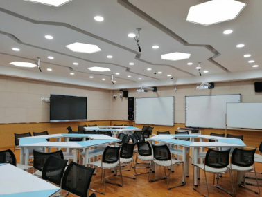 1591754937383144.png 璧山中学2.png